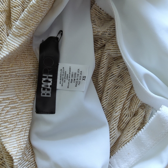 NWT shimmering GOLD Beach Riot Sunset One Piece - Picture 6 of 7